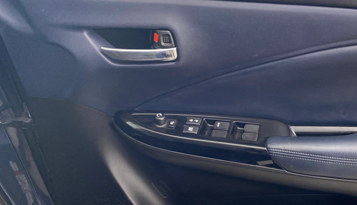 2022 Maruti Baleno ALPHA PETROL 1.2, Petrol, Manual, 24,086 km, Driver Side Door Panels Control