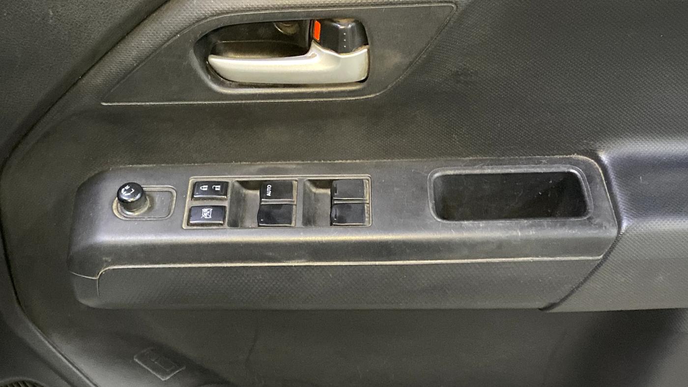2019 Maruti New Wagon-R VXI 1.0, Petrol, Manual, 93,172 km, Driver Side Door Panels Control