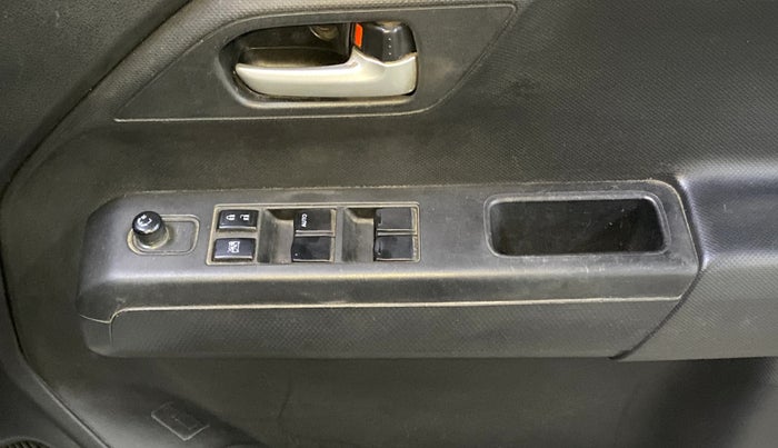 2019 Maruti New Wagon-R VXI 1.0, Petrol, Manual, 93,262 km, Driver Side Door Panels Control