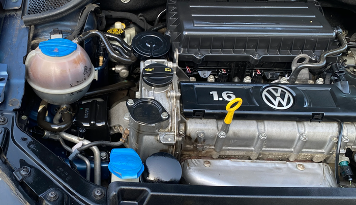 2016 Volkswagen Vento HIGHLINE 1.6 MPI, Petrol, Manual, 69,482 km, Engine View - Right