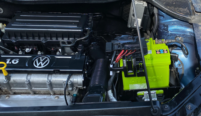 2016 Volkswagen Vento HIGHLINE 1.6 MPI, Petrol, Manual, 69,482 km, Engine View - Left