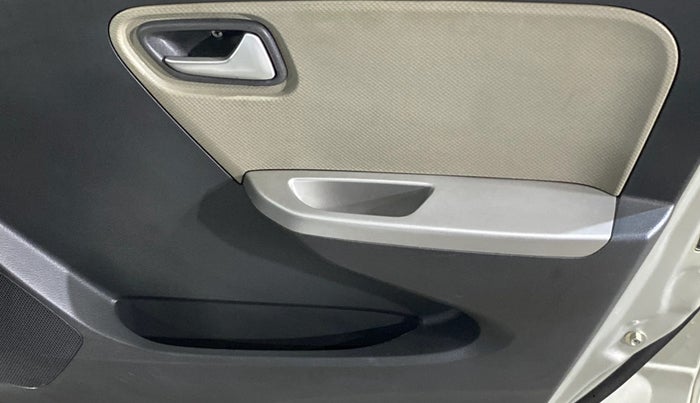 2018 Maruti Alto K10 VXI, Petrol, Manual, 3,075 km, Driver Side Door Panels Control