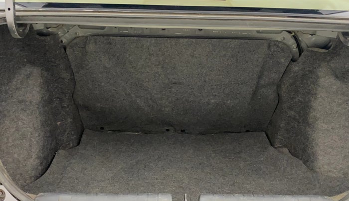 2020 Honda Amaze 1.2L I-VTEC S, Petrol, Manual, 1,19,949 km, Boot Inside