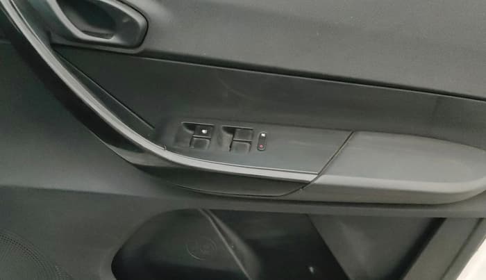 2018 Tata TIAGO NRG PETROL, Petrol, Manual, 66,998 km, Driver Side Door Panels Control