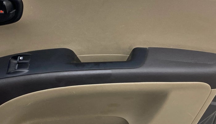 2012 Hyundai i10 ERA 1.1, Petrol, Manual, 66,011 km, Driver Side Door Panels Control