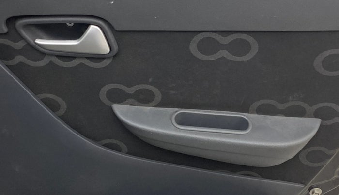 2015 Maruti Alto 800 LXI, Petrol, Manual, 33,898 km, Driver Side Door Panels Control