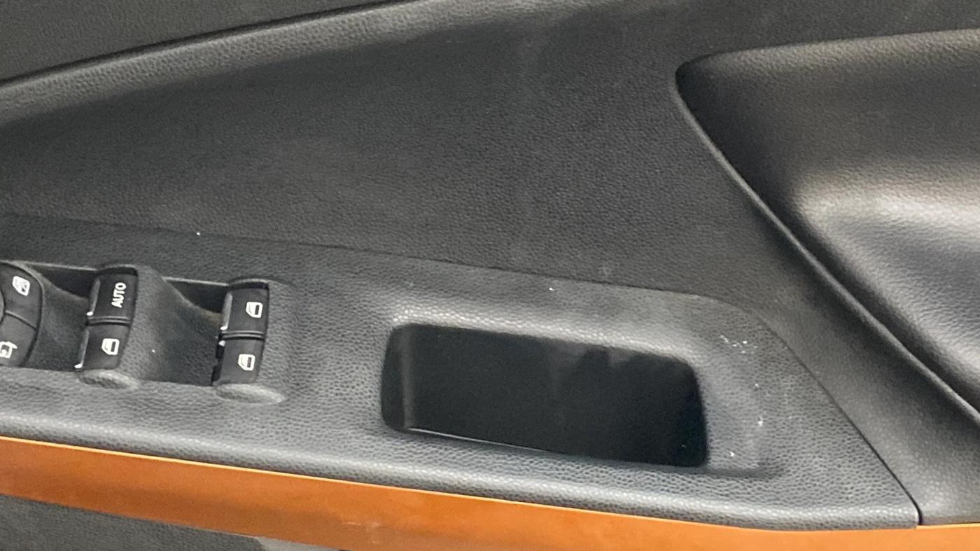 2019 Ford Ecosport TITANIUM 1.0L ECOBOOST SPORTS(SUNROOF), Petrol, Manual, 30,349 km, Driver Side Door Panels Control