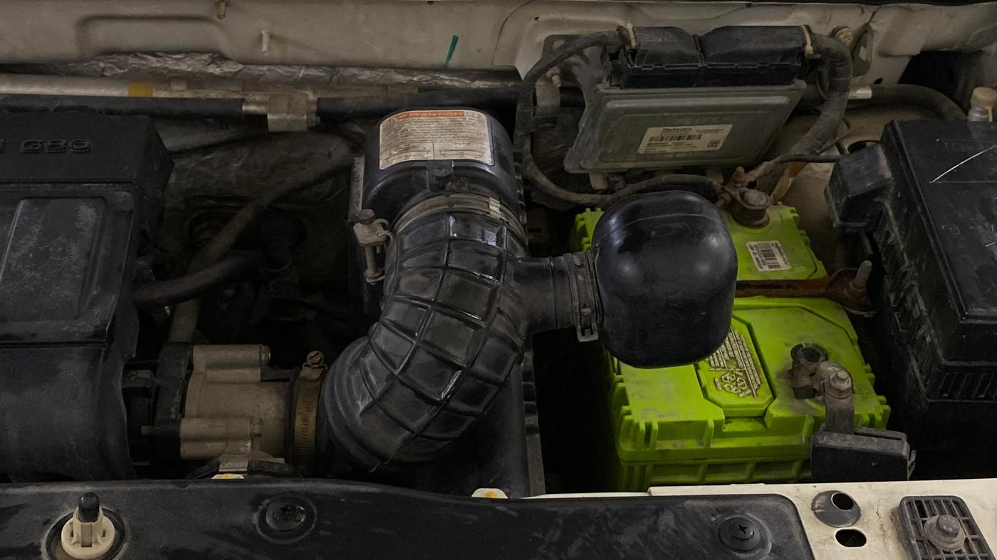 2019 Mahindra KUV 100 NXT K6+ P 6 STR, Petrol, Manual, 61,327 km, Engine View - Left