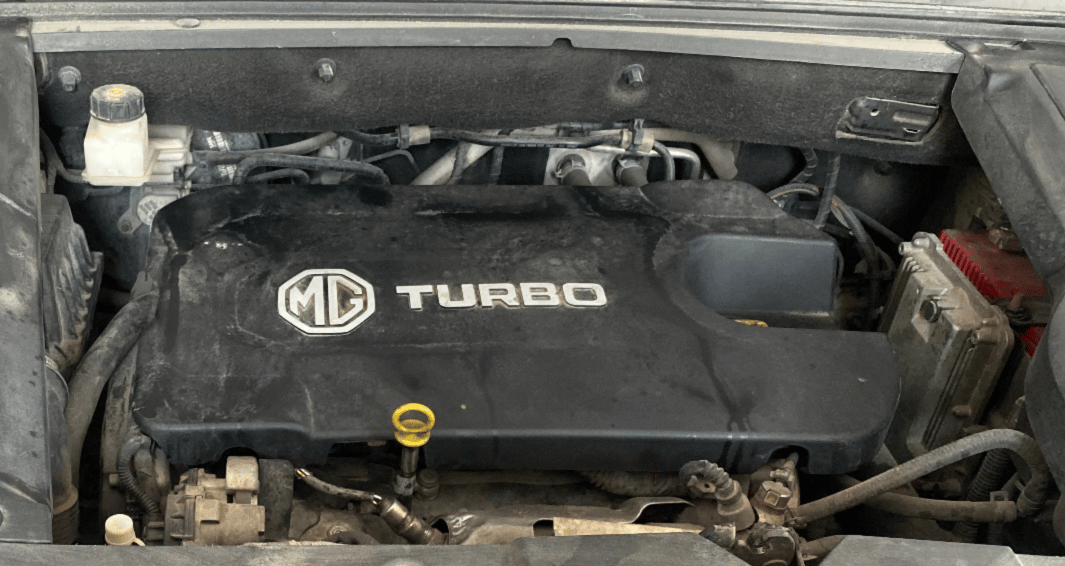 2020 MG HECTOR PLUS SMART 2.0 DIESEL TURBO MT 6-STR, Diesel, Manual, 1,42,342 km, Engine View - Right