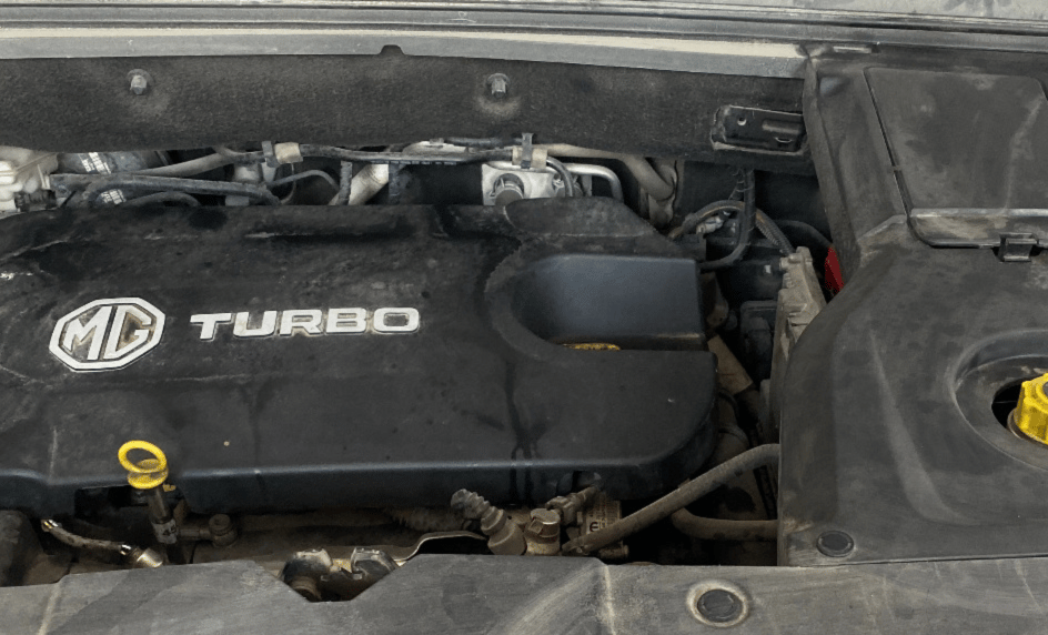 2020 MG HECTOR PLUS SMART 2.0 DIESEL TURBO MT 6-STR, Diesel, Manual, 1,42,342 km, Engine View - Left