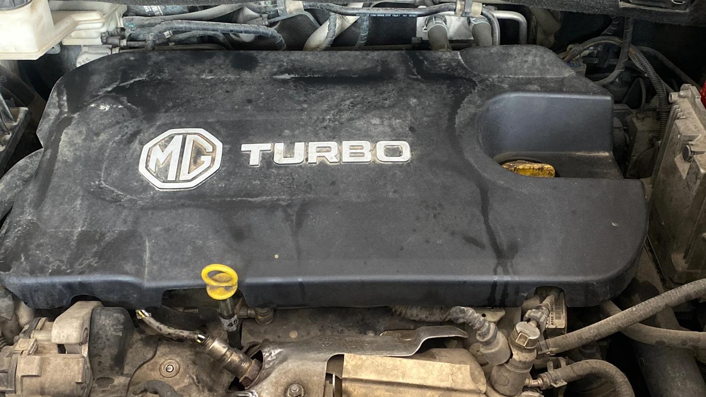 2020 MG HECTOR PLUS SMART 2.0 DIESEL TURBO MT 6-STR, Diesel, Manual, 1,42,342 km, Engine View