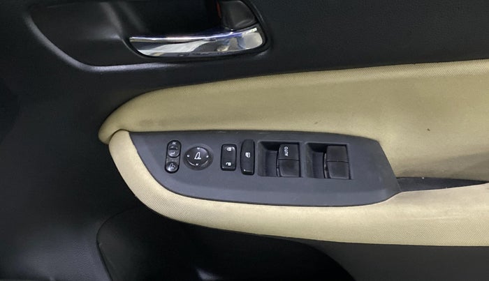 2024 Honda City 1.5L I-VTE V CVT, Petrol, Automatic, 42,812 km, Driver Side Door Panels Control