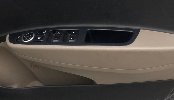 2015 Hyundai Grand i10 ASTA AT 1.2 KAPPA VTVT, Petrol, Automatic, 89,502 km, Driver Side Door Panels Control