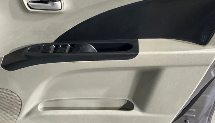 2014 Maruti Celerio VXI, Petrol, Manual, 82,299 km, Driver Side Door Panels Control