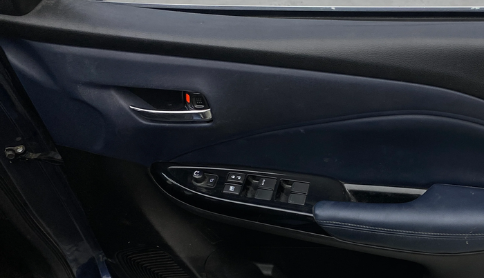 2022 Maruti Baleno ZETA PETROL 1.2, Petrol, Manual, 78,251 km, Driver Side Door Panels Control