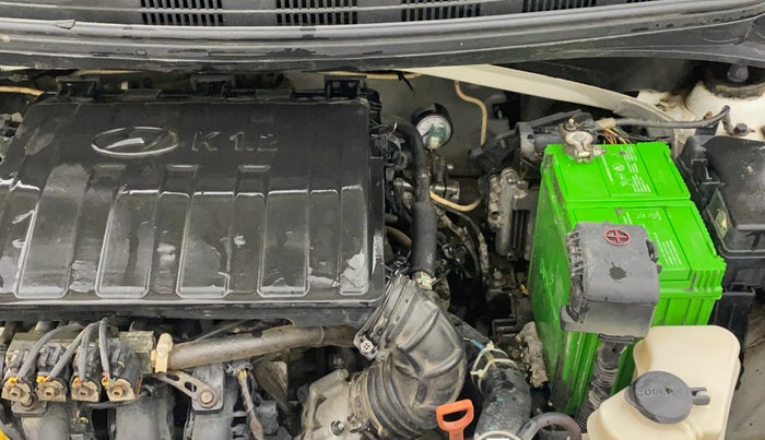 2016 Hyundai Grand i10 MAGNA AT 1.2 KAPPA VTVT, CNG, Automatic, 88,567 km, Engine View - Left