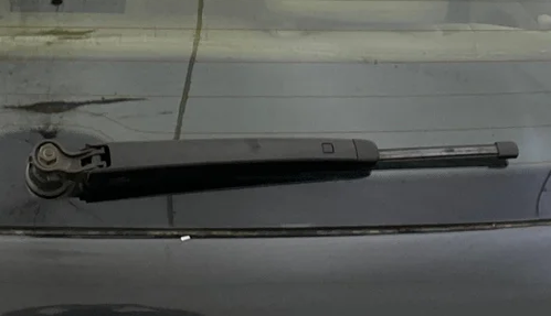 2015 Volkswagen Polo HIGHLINE1.2L, Petrol, Manual, 48,446 km, Rear Wiper