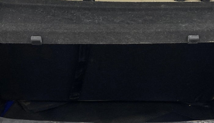 2013 Maruti Swift ZXI, Petrol, Manual, 1,49,909 km, Boot Inside