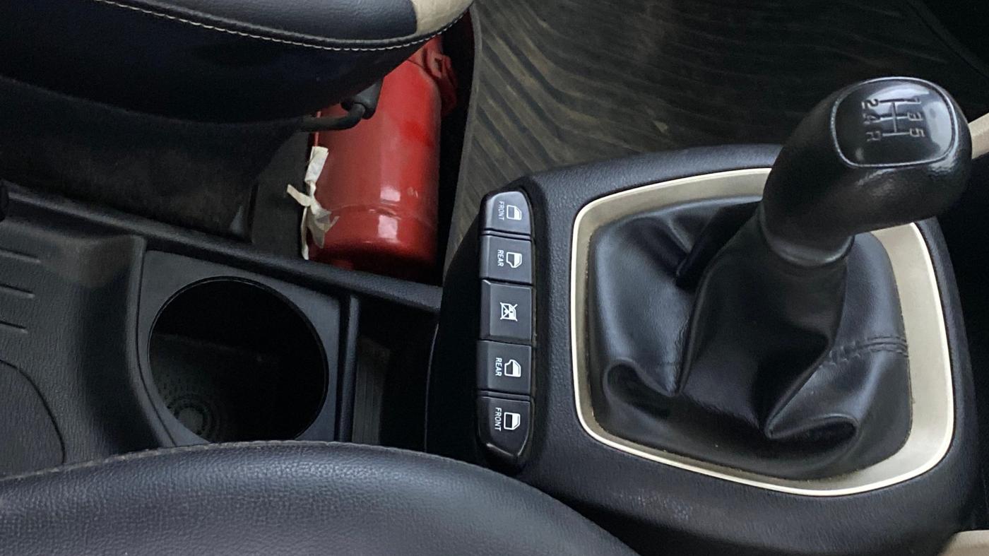 2018 Hyundai NEW SANTRO SPORTZ CNG, CNG, Manual, 93,899 km, Gear Lever