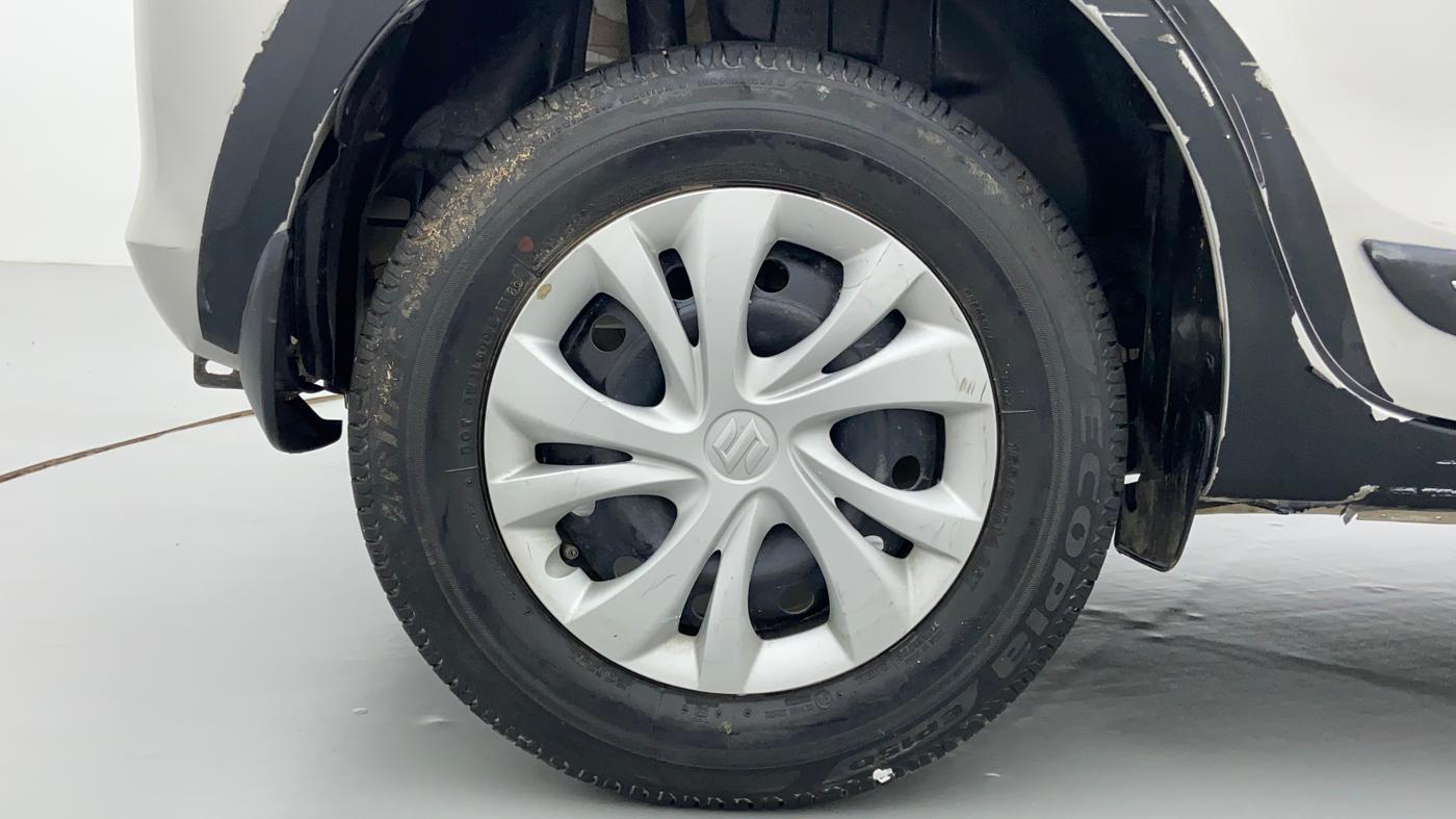 2019 Maruti Swift VXI, Petrol, Manual, 25,661 km, Right Rear Wheel
