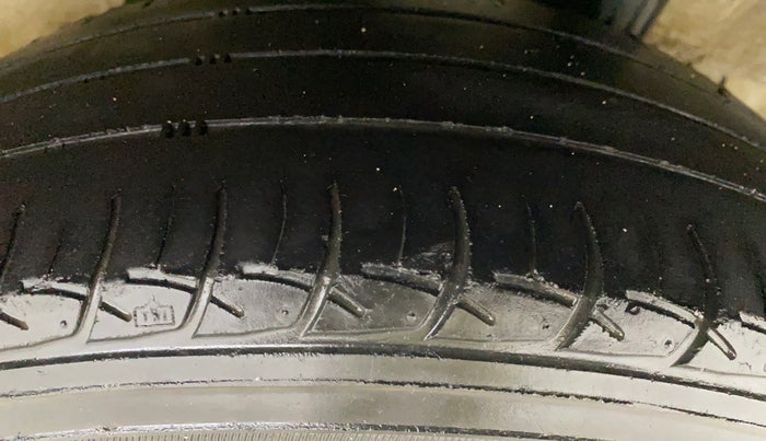 2015 Honda Jazz 1.2L I-VTEC E, Petrol, Manual, 37,093 km, Left Rear Tyre Tread