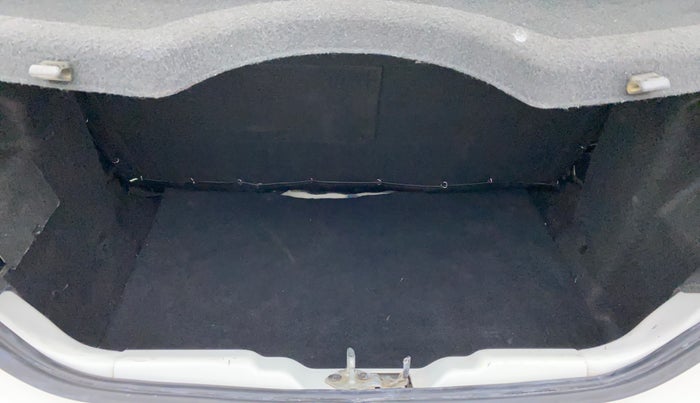 2018 Tata Tiago XZ PETROL, Petrol, Manual, 35,492 km, Boot Inside