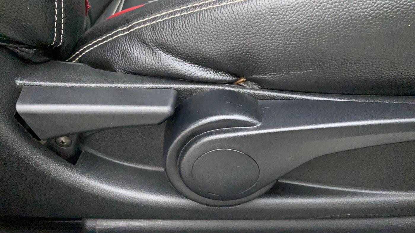 2018 Tata Tiago XZ PETROL, Petrol, Manual, 35,492 km, Driver Side Adjustment Panel