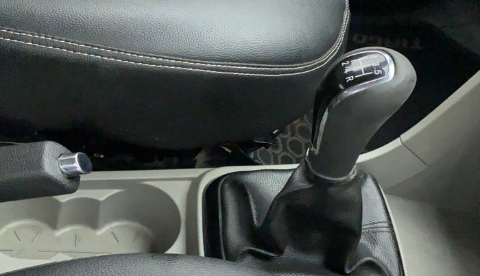 2018 Tata Tiago XZ PETROL, Petrol, Manual, 35,492 km, Gear Lever