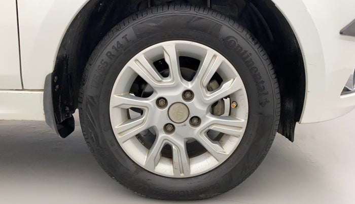 2018 Tata Tiago XZ PETROL, Petrol, Manual, 35,492 km, Right Front Wheel