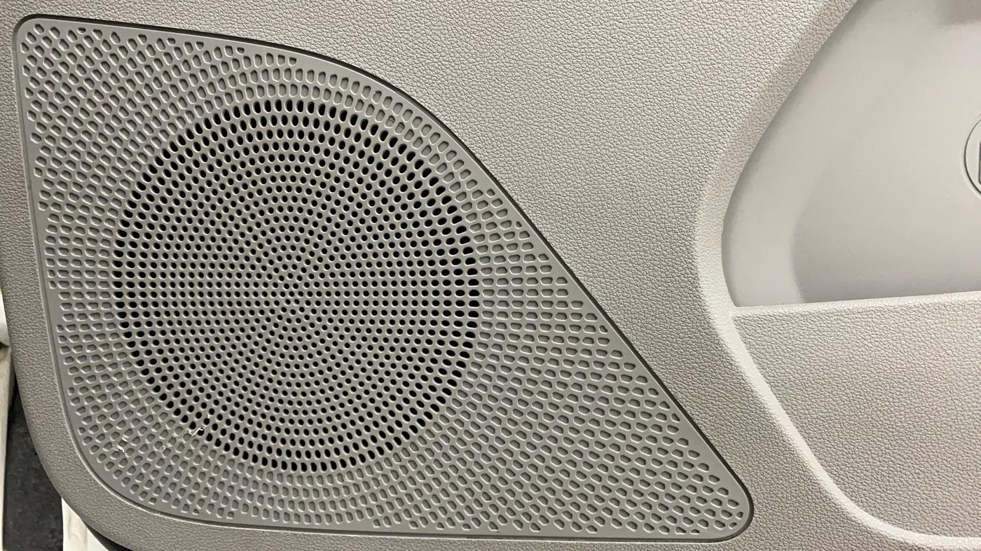 2018 Tata Tiago XZ PETROL, Petrol, Manual, 35,492 km, Speaker