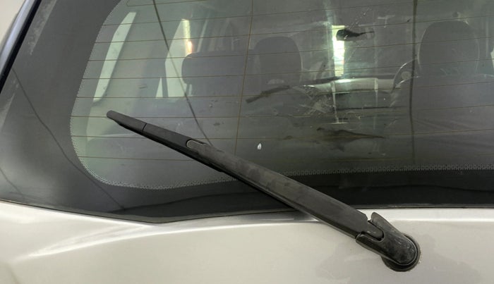 2014 Mahindra XUV500 W8, Diesel, Manual, 1,41,065 km, Rear Wiper