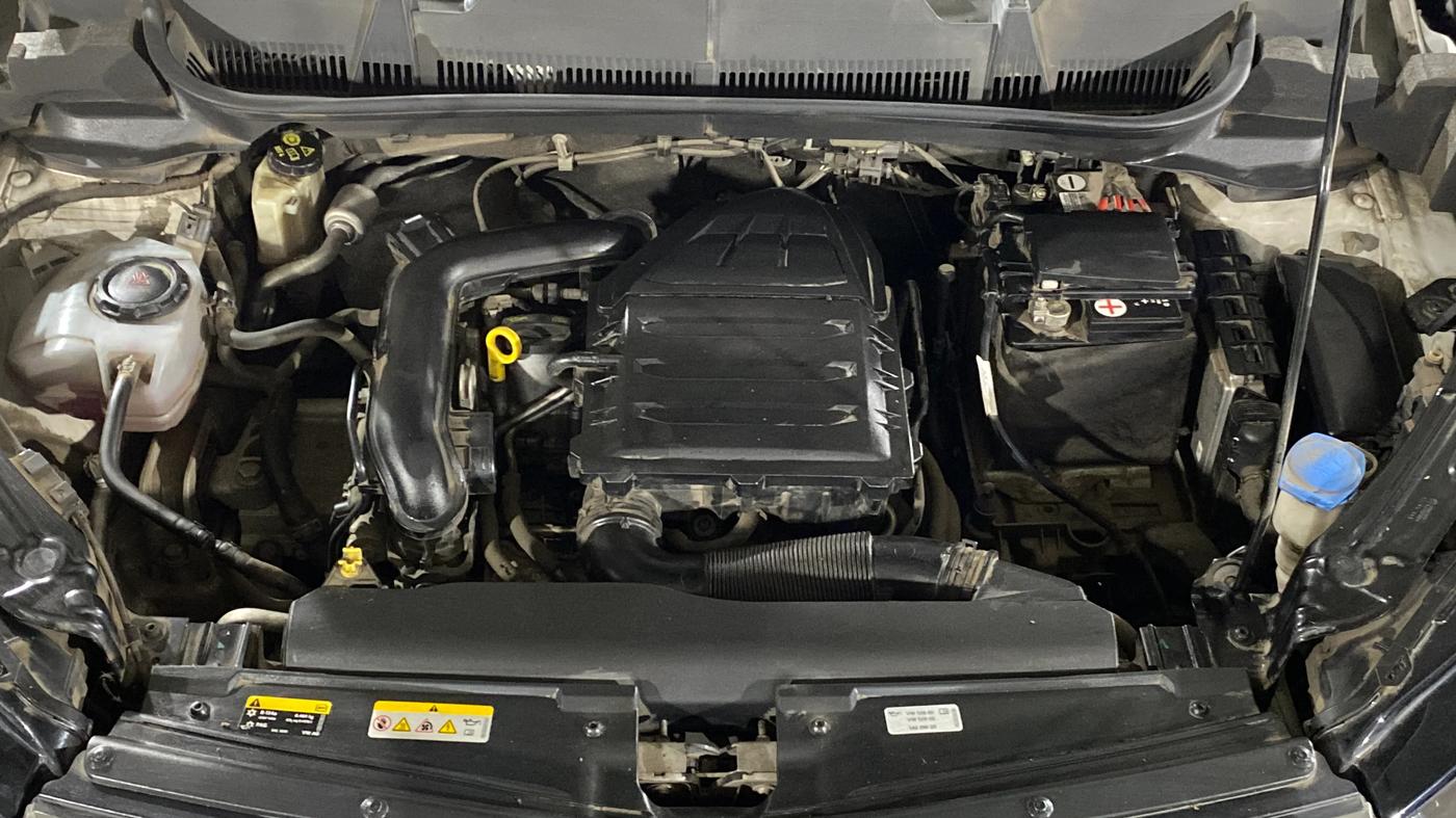 2023 Skoda KUSHAQ AMBITION 1.0L TSI AT, Petrol, Automatic, 17,895 km, Engine View