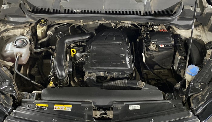 2023 Skoda KUSHAQ AMBITION 1.0L TSI AT, Petrol, Automatic, 17,895 km, Engine View