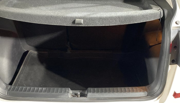 2023 Skoda KUSHAQ AMBITION 1.0L TSI AT, Petrol, Automatic, 17,895 km, Boot Inside