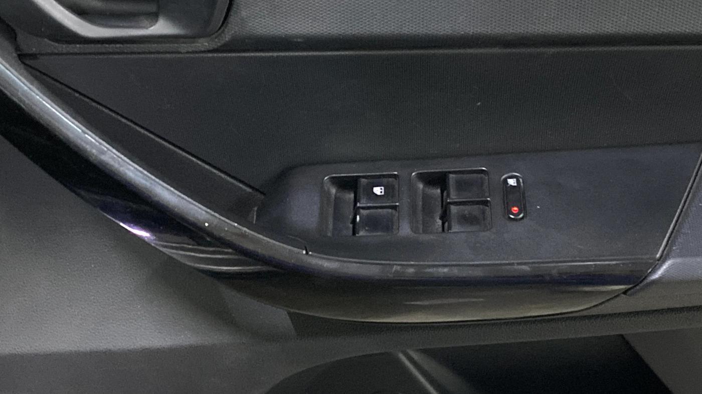 2018 Tata TIAGO NRG PETROL, Petrol, Manual, 76,021 km, Driver Side Door Panels Control