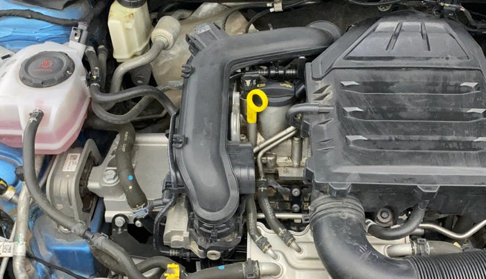 2022 Skoda SLAVIA STYLE 1.0L TSI AT, Petrol, Automatic, 81,938 km, Engine View - Right