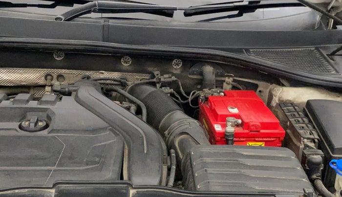 2019 Volkswagen T-ROC 1.5 TSI AT, Petrol, Automatic, 1,34,626 km, Engine View - Left