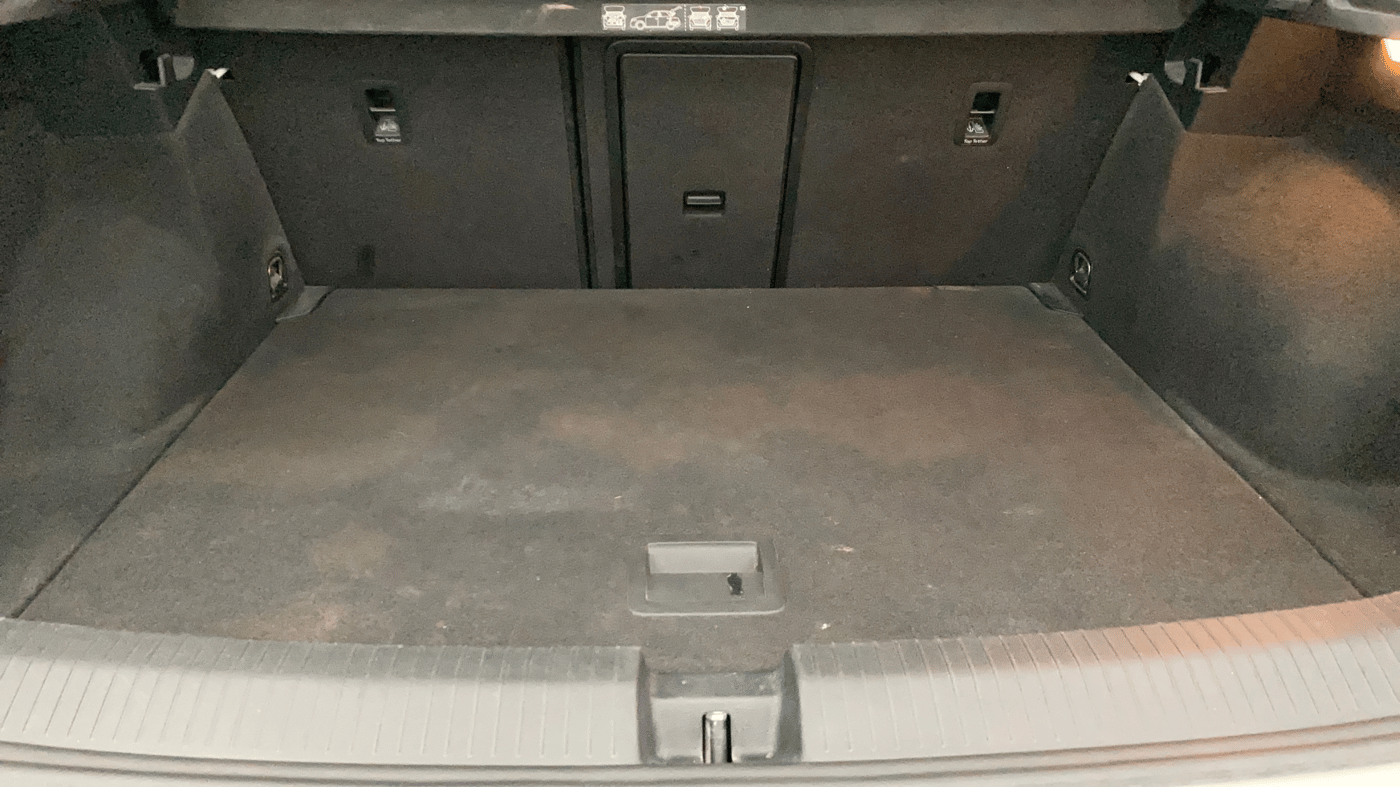 2019 Volkswagen T-ROC 1.5 TSI AT, Petrol, Automatic, 1,34,626 km, Boot Inside