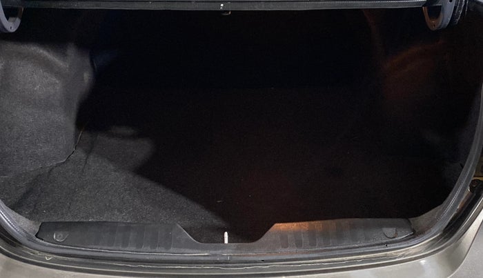 2020 Maruti Ciaz ALPHA 1.5 SHVS PETROL, Petrol, Manual, 19,720 km, Boot Inside