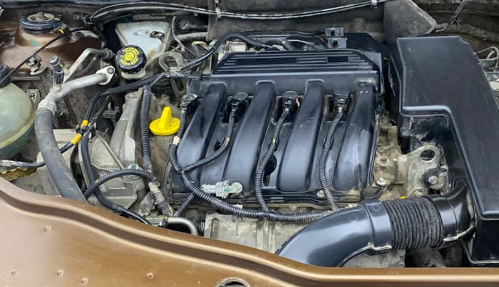 2015 Renault Duster RXL PETROL, Petrol, Manual, 54,271 km, Engine View - Right