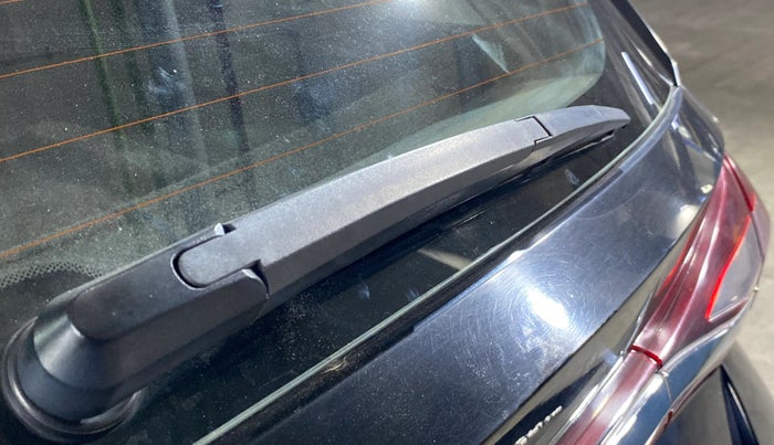 2025 Hyundai NEW I20 ASTA 1.2 MT, Petrol, Manual, 49,110 km, Rear Wiper