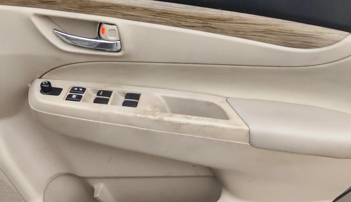 2019 Maruti Ciaz SIGMA 1.5 SHVS MT  PETROL, Petrol, Manual, 75,428 km, Driver Side Door Panels Control