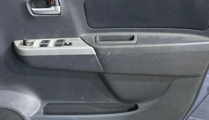 2012 Maruti Wagon R 1.0 VXI, Petrol, Manual, 30,027 km, Driver Side Door Panels Control