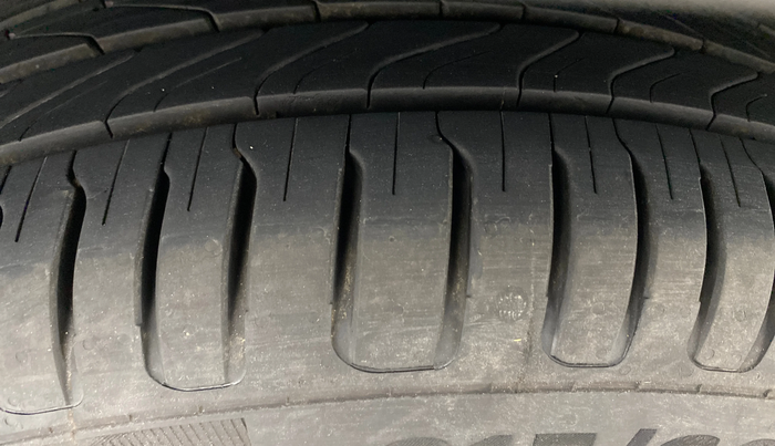 2022 KIA SONET HTX 1.0 IMT, Petrol, Manual, 89,713 km, Left Rear Tyre Tread