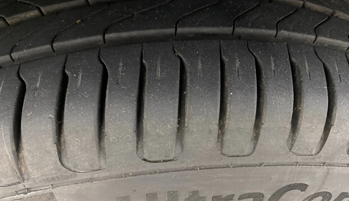 2022 KIA SONET HTX 1.0 IMT, Petrol, Manual, 89,713 km, Right Front Tyre Tread