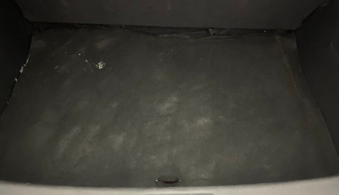 2023 Nissan MAGNITE XL, Petrol, Manual, 41,704 km, Boot Inside