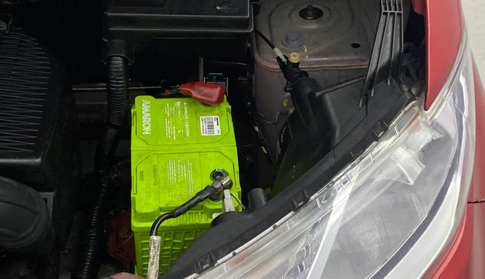 2018 Datsun Redi Go T(O) 1.0 AMT, Petrol, Automatic, 79,697 km, Engine View - Left