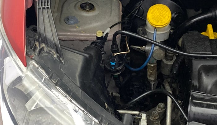 2018 Datsun Redi Go T(O) 1.0 AMT, Petrol, Automatic, 79,697 km, Engine View - Right