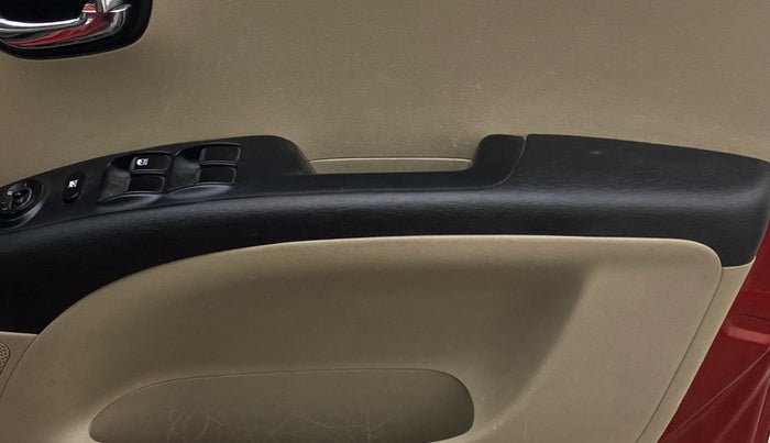 2013 Hyundai i10 SPORTZ 1.2 AT, Petrol, Automatic, 68,947 km, Driver Side Door Panels Control