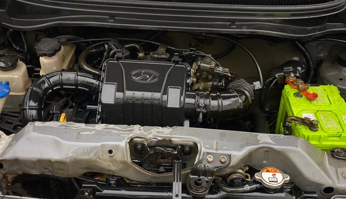 2016 Hyundai Eon MAGNA +, Petrol, Manual, 1,36,063 km, Engine View